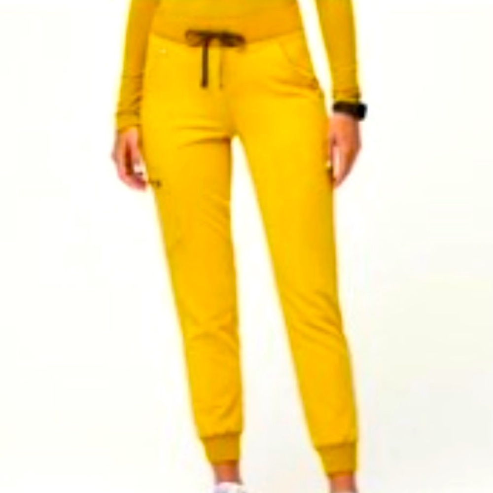 Figs Petite Zamora Jogger Scrub Pants